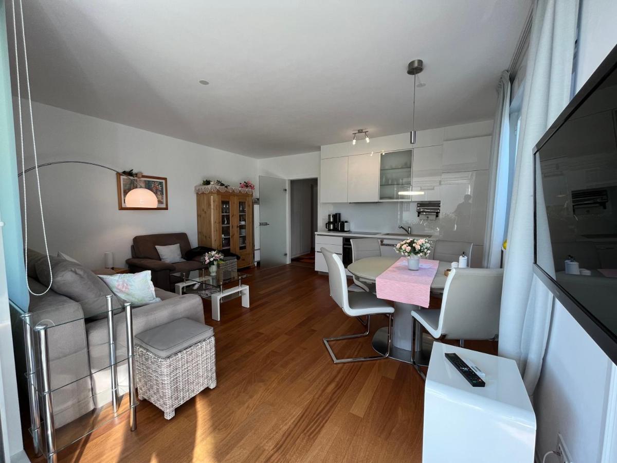 Apartment Lui With Rooftop Swimming Pool Ičići المظهر الخارجي الصورة